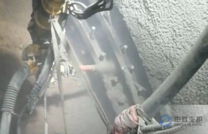 隧道湿喷台车施工视频
